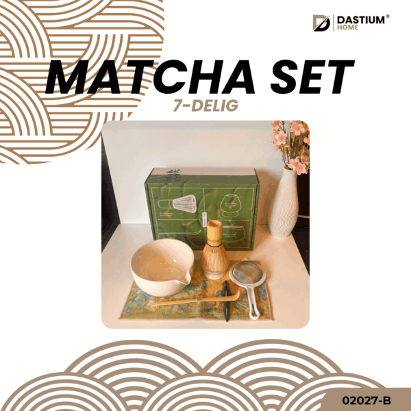 Luxe verpakking van de 7-delige witte matcha set – ideaal als cadeau of starterset