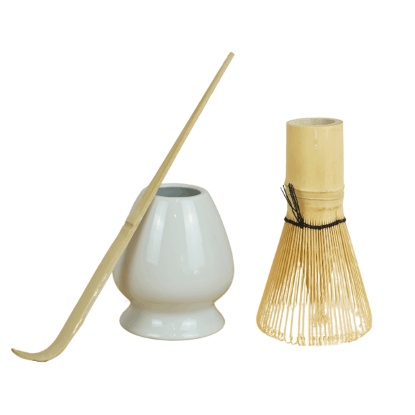Witte 3-delige matcha set met bamboe klopper, chashaku lepel en keramische klopperhouder