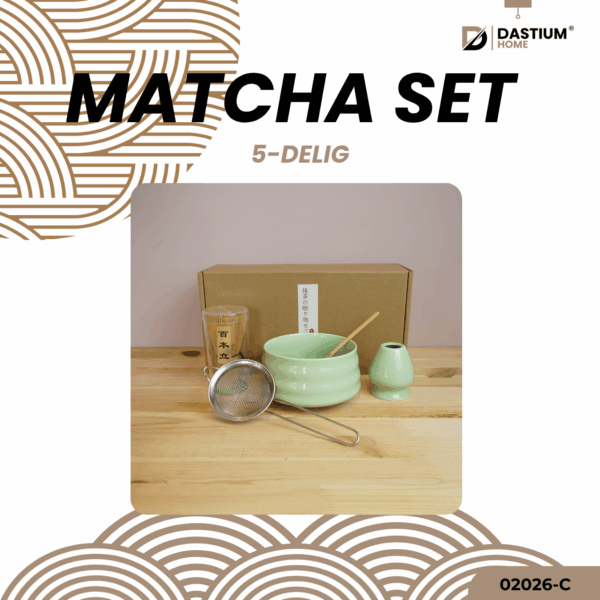 Complete groene matcha set in luxe verpakking met accessoires