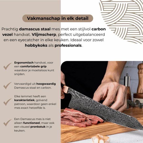 Het Damascus Kiritsuke mes in actie tijdens het snijden van vis, waarbij de precisie en scherpte duidelijk naar voren komen.