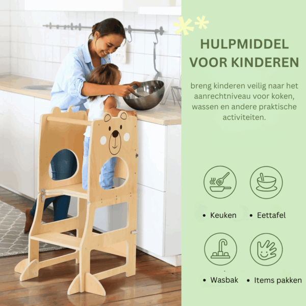Kind helpt in de keuken met houten leertoren – ideaal voor koken en leren